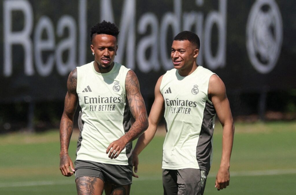 2025-06-19T140430Z_517304253_RC223FAKPWQ7_RTRMADP_3_SOCCER-CLUB-RMA-MBAPPE-1750343481.jpg